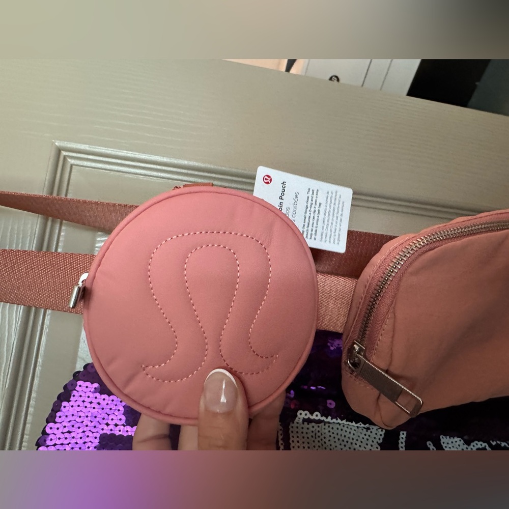 Lululemon Beltbag - Picture 3 of 6